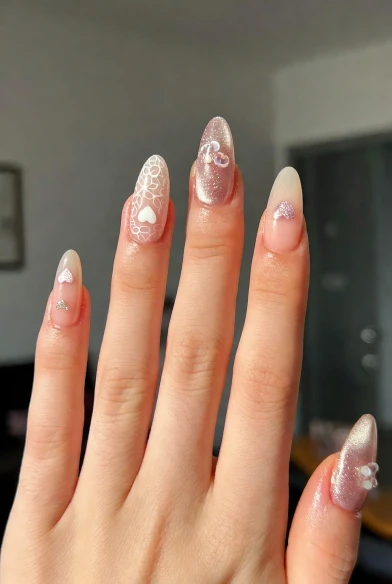  Soft Lace Valentine Nails