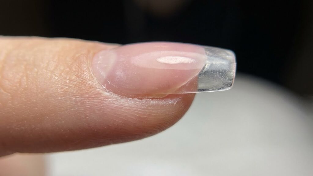 Signs It’s Time to Replace Fake Nails