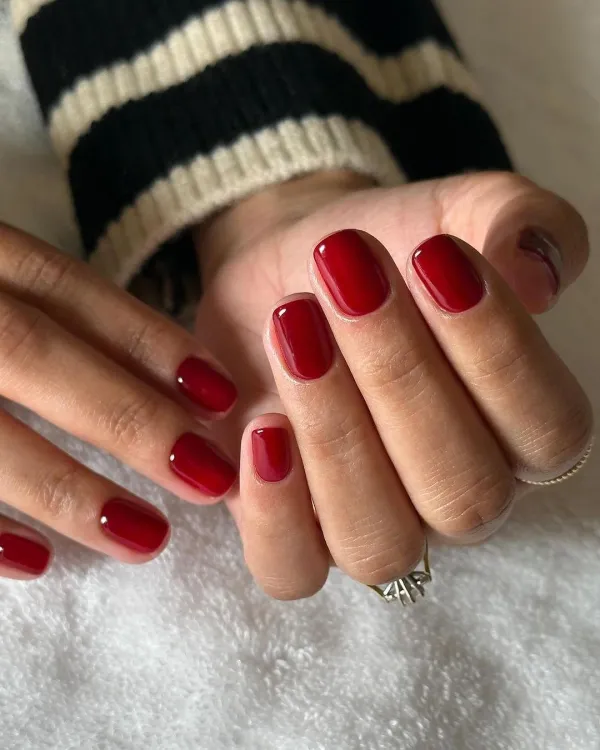 Classic Short Red Manicure