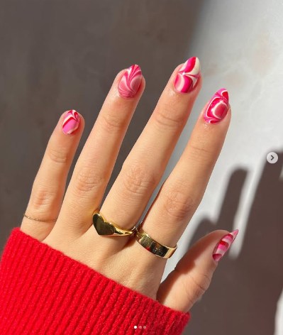 Valentine’s Marble Nails