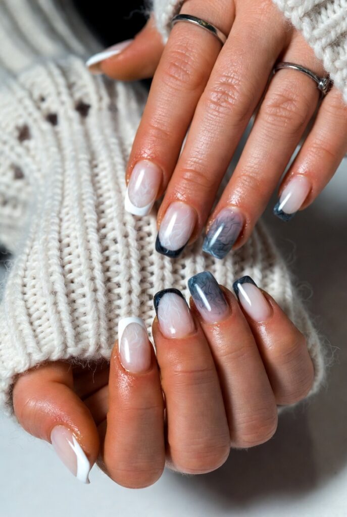 Mixed Marble & Gold French Set