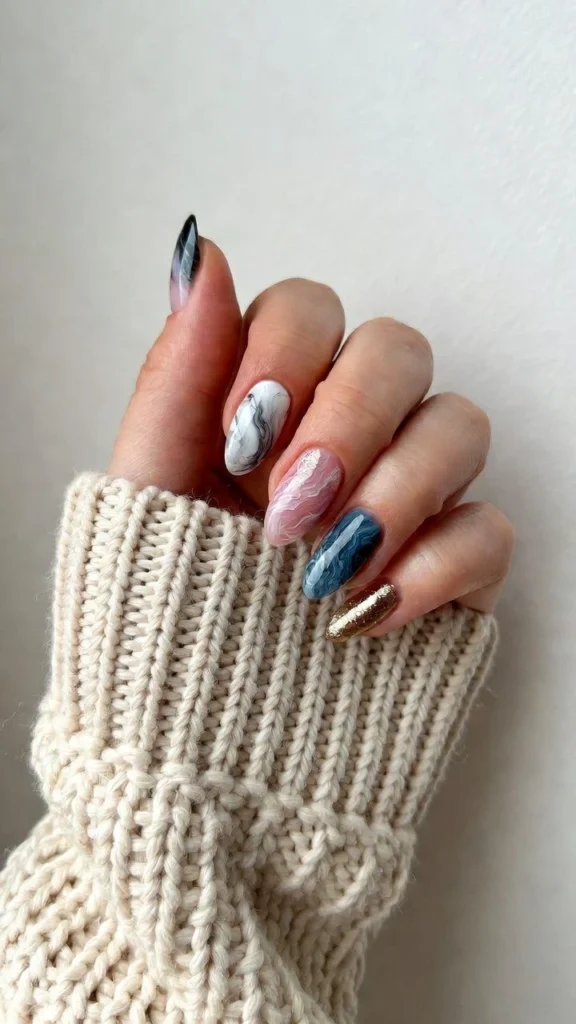  Cozy Marble & Glitter Nails