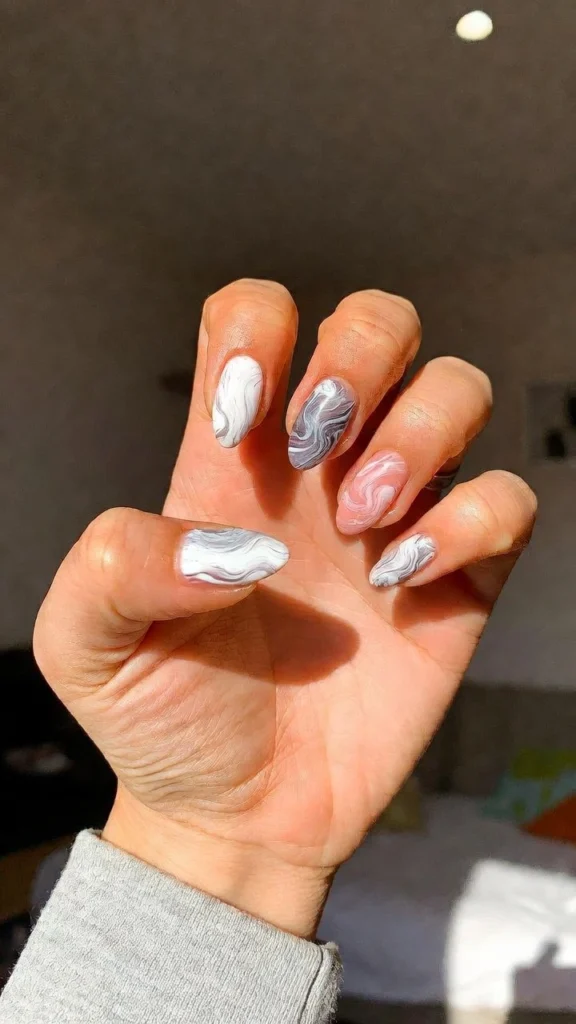  Elegant Pink & Gray Marble Nails