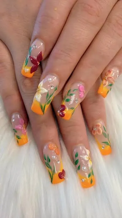 Mint Floral Accent Nails