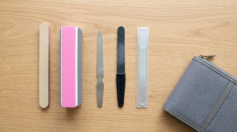 nail file types that cats may chew or swallow