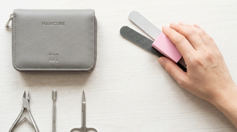 nail file types and safety around cats