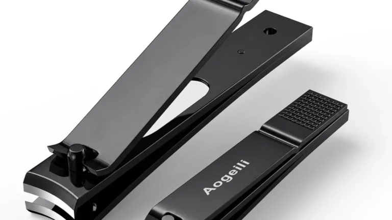 Aogeili Nail Clippers Review: Built-in File, Two Clippers